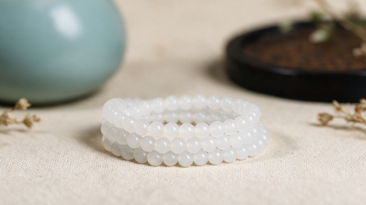 White Hetian jade triple-wrap bracelet — natural nephrite, detail view 6
